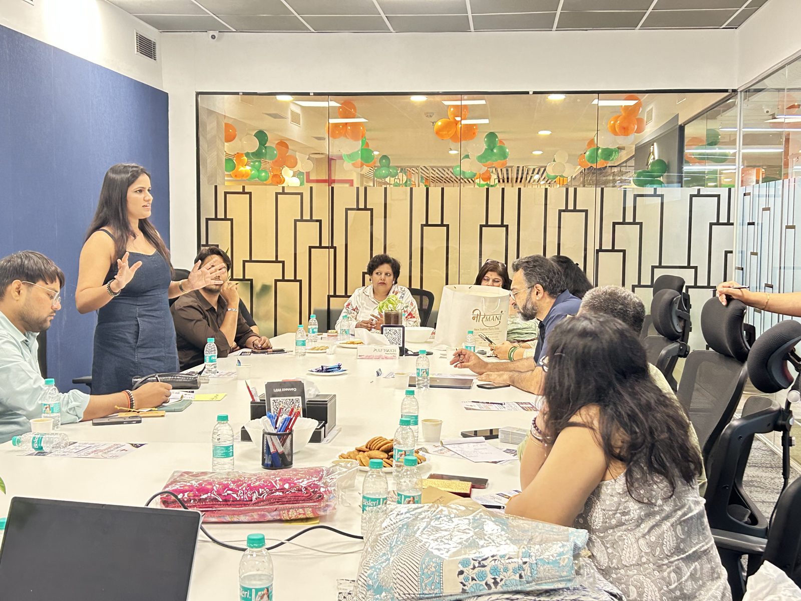 Scale & Spark Meetup: Founder Showcase & Business Networking — photo 7